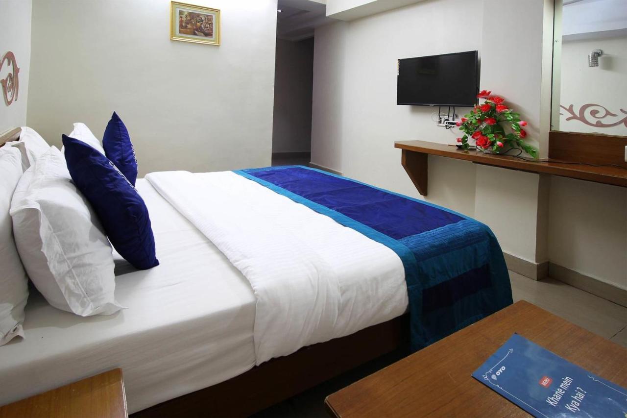 Hotel Campus アーメダバード エクステリア 写真